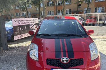 Toyota Yaris 1.3 benzyna z Klimatyzacja 5 drzwi