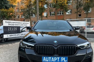 BMW M550i 4.4 530KM