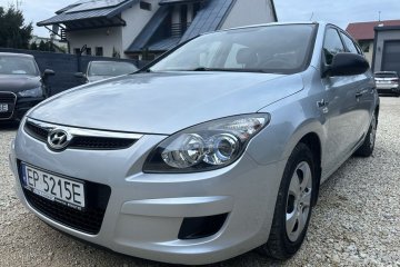 Hyundai I30 HB 1.6 CRDi 90KM *Klimatyzacja*Czujniki parkowania*